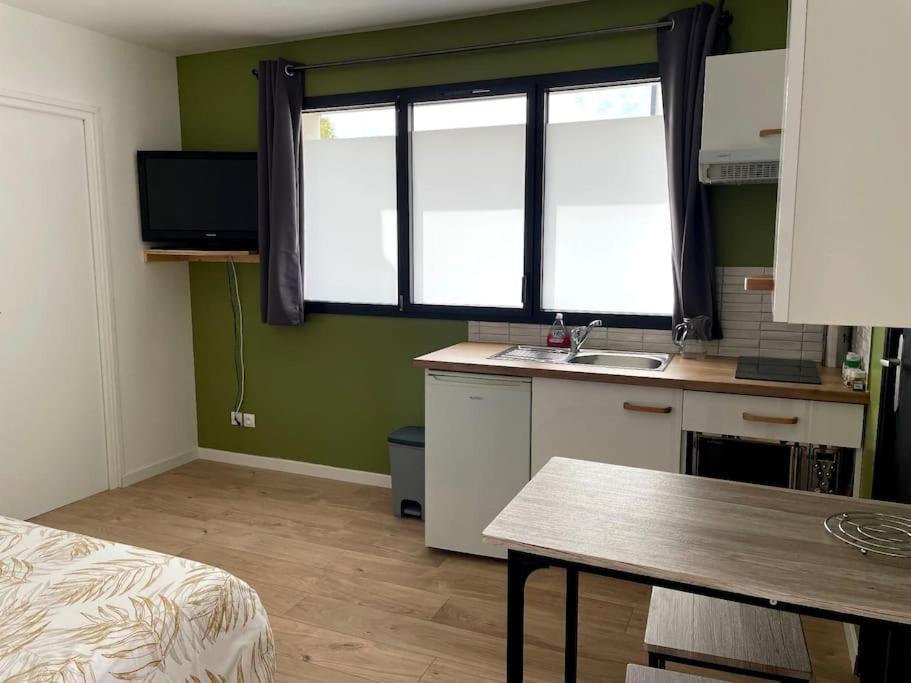 Studio Independant Andilly-les-Marais Екстериор снимка