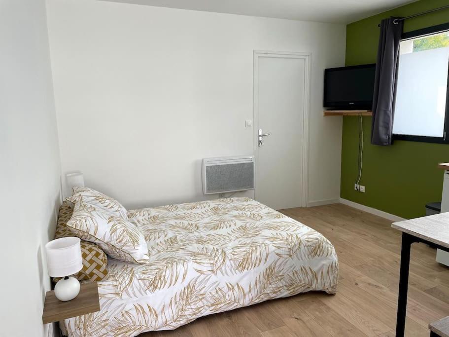 Studio Independant Andilly-les-Marais Екстериор снимка