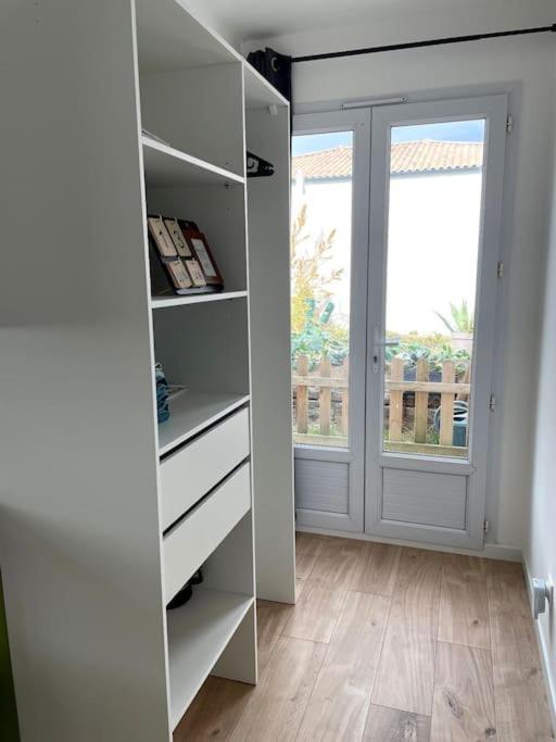 Studio Independant Andilly-les-Marais Екстериор снимка